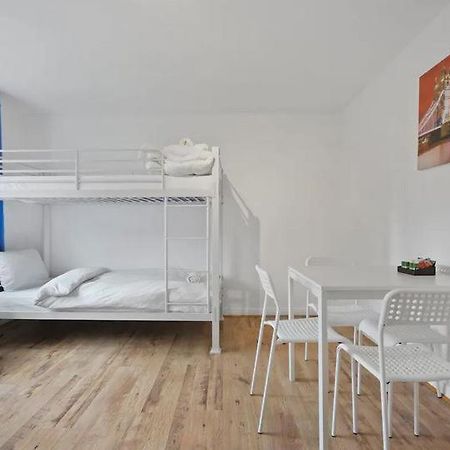 Aplacetostay Central London Apartment, Zone 1 Car Εξωτερικό φωτογραφία